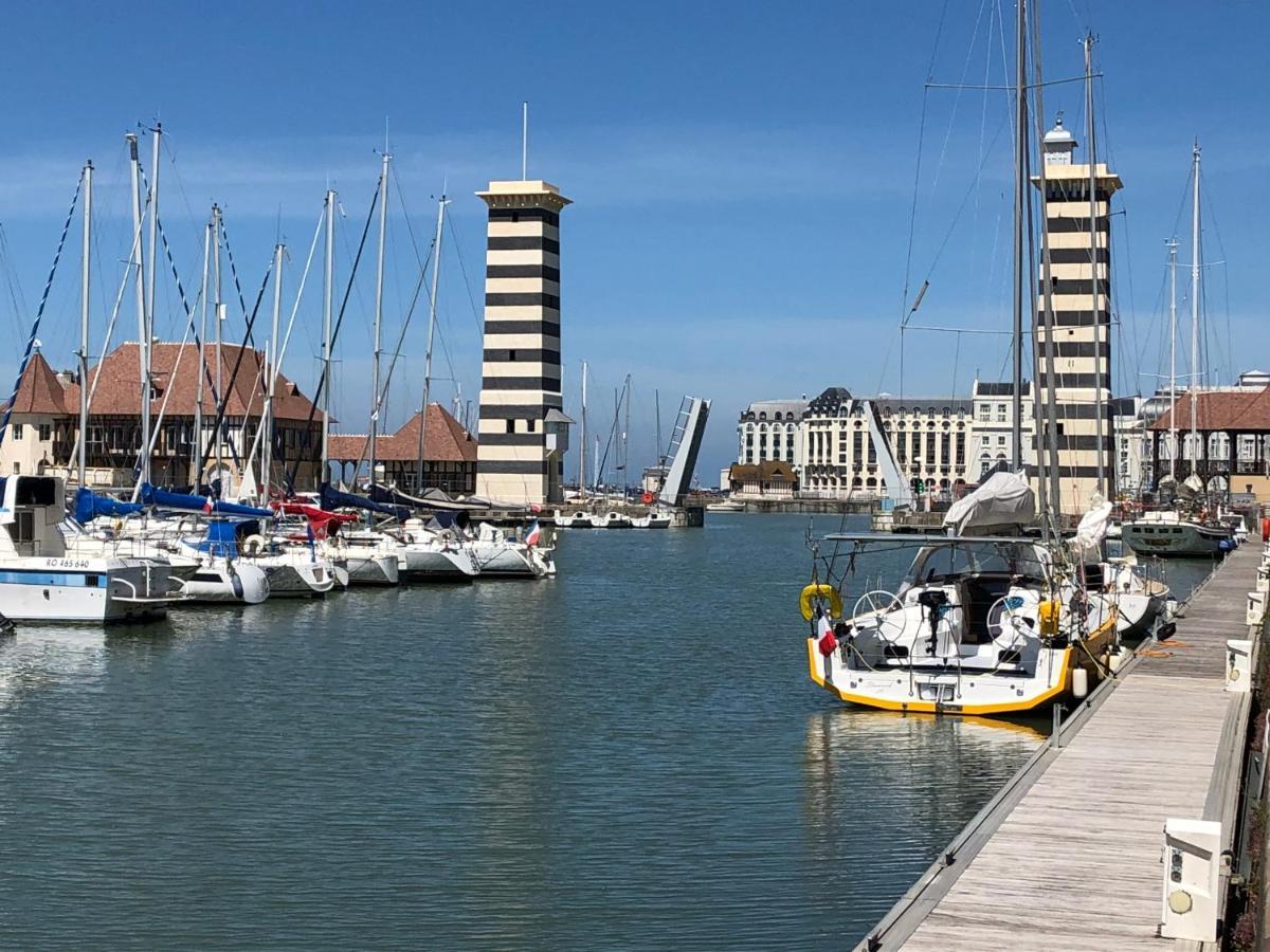 Cote Plage - Magnifique Appartement De Charme A Trouville Sur Mer - Linge - Lit Fait - Parking - Wifi - Classe Par L'Office Du Tourisme מראה חיצוני תמונה